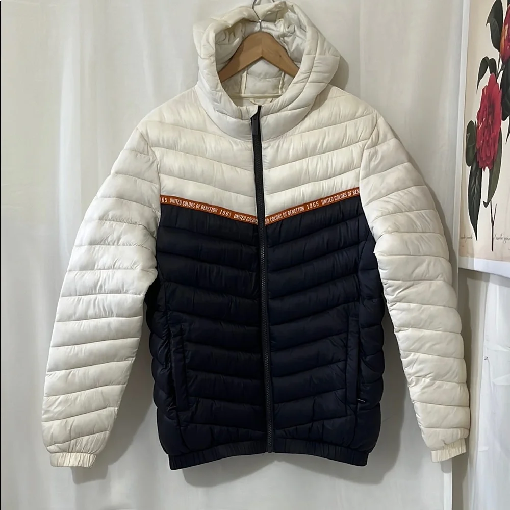 United Colors of Benetton Navy and White Puffer